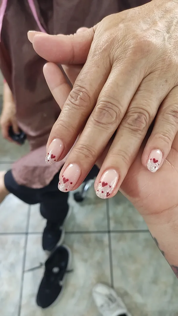 Uñas esmaltado semipermanente